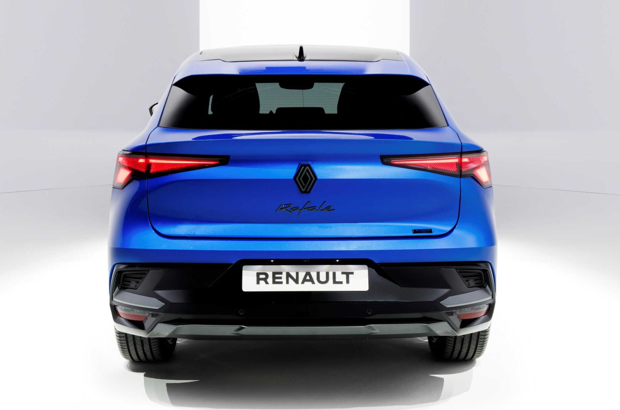 Rafale O Novo Suv Topo De Gama Da Renault Foi Revelado