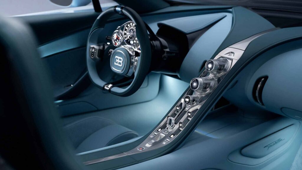 BUGATTI TOURBILLON 2024 34