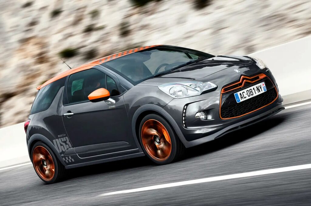 CITROEN DS3 1