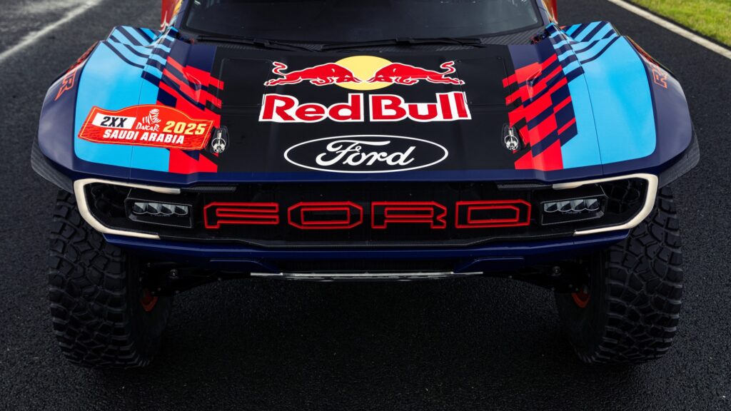 FORD RAPTOR DAKAR 2024 4