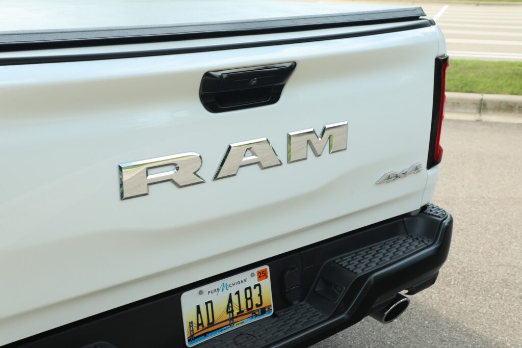 RAM 1500 EUA 2024 1