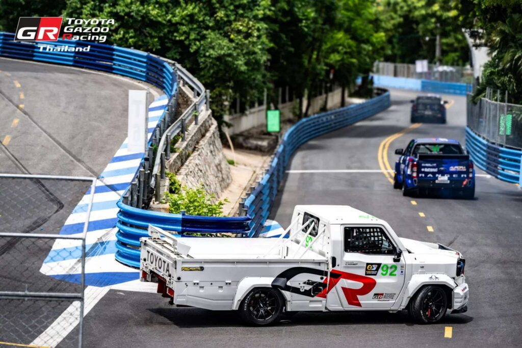 Toyota Hilux Champ Toyota Gazoo Racing Thailand 11