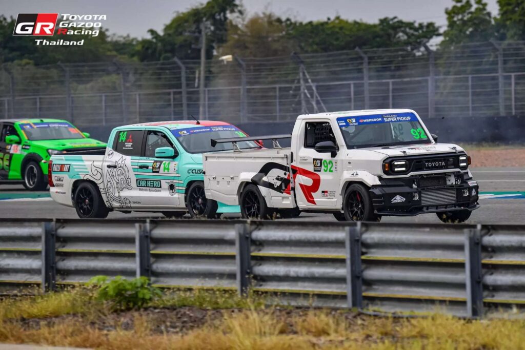 Toyota Hilux Champ Toyota Gazoo Racing Thailand 4