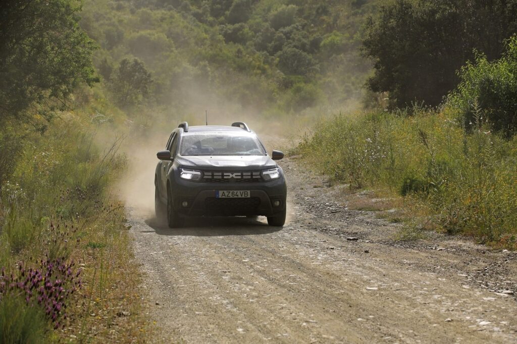 4 AVENTURA DACIA 2025