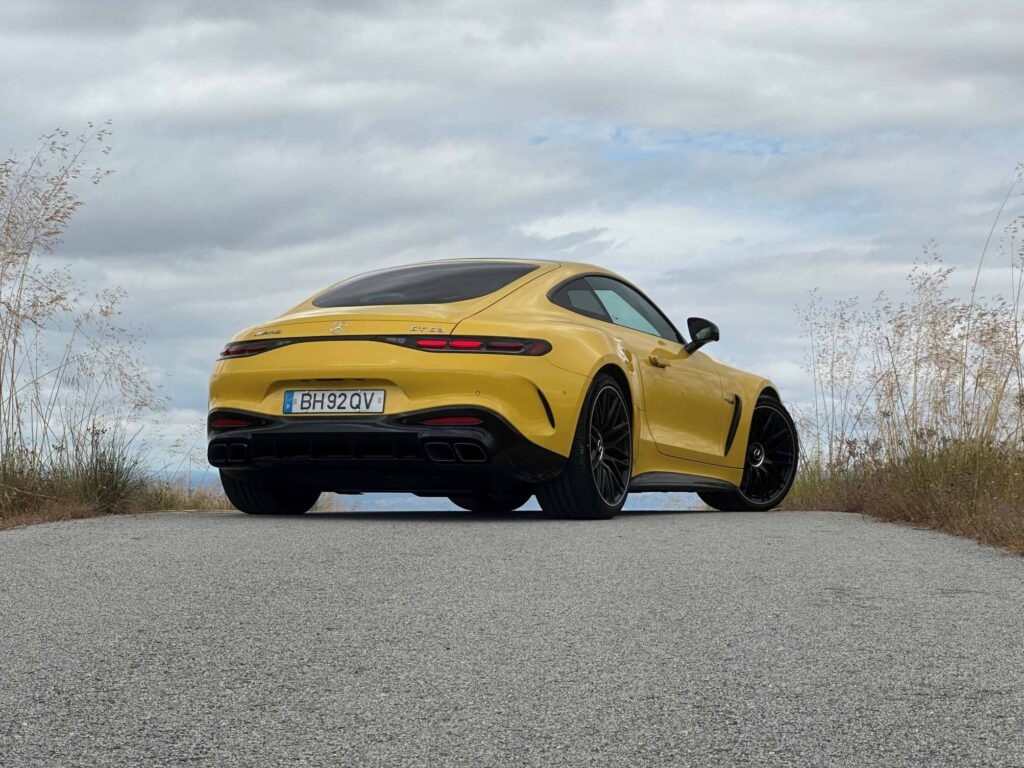 MERCEDES AMG GT 63 2