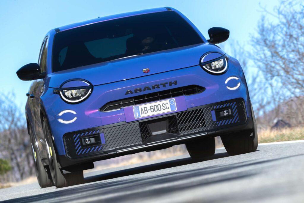 ABARTH 600E 2025 15