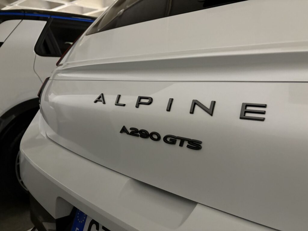 Alpine A290 41